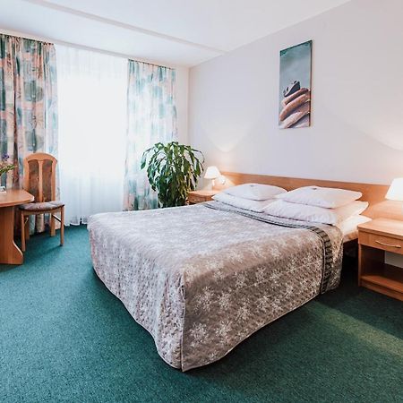Hotel Gromada Medical Spa Busko-Zdrój Exteriör bild